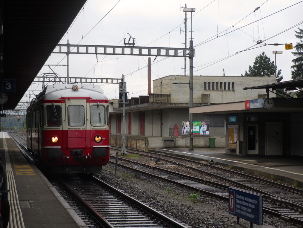 Loading Image
